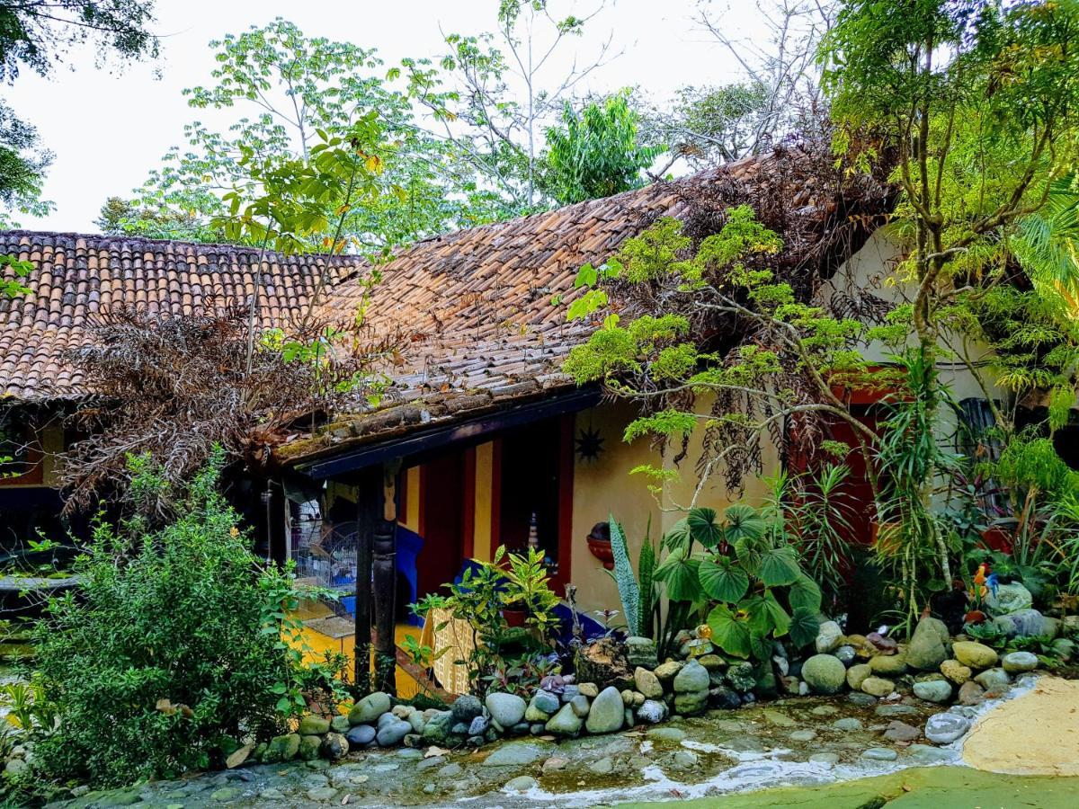 Casa Hotel Mare Nostrvm Manuel Antonio Exterior photo